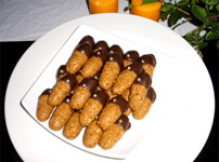 Des doigts aux amandes