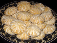 Ghoriba farci aux dattes