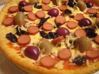 Pizza aux saucisses fumées à la dinde